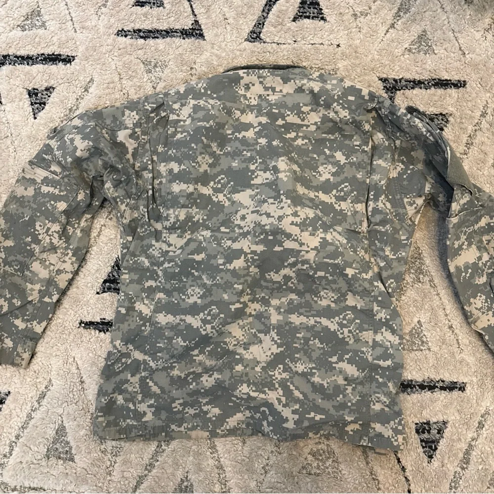 US Army Coat Mens Medium -Regular ACU‎ Jacket Combat Uniform BDU Digital Camo
